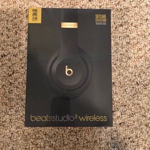 Beats wireless3 headphones